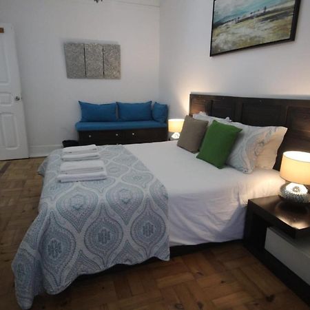 Ocean M1 R4 - Large Double Room With Shared Bathroom In City Center Lisboa المظهر الخارجي الصورة