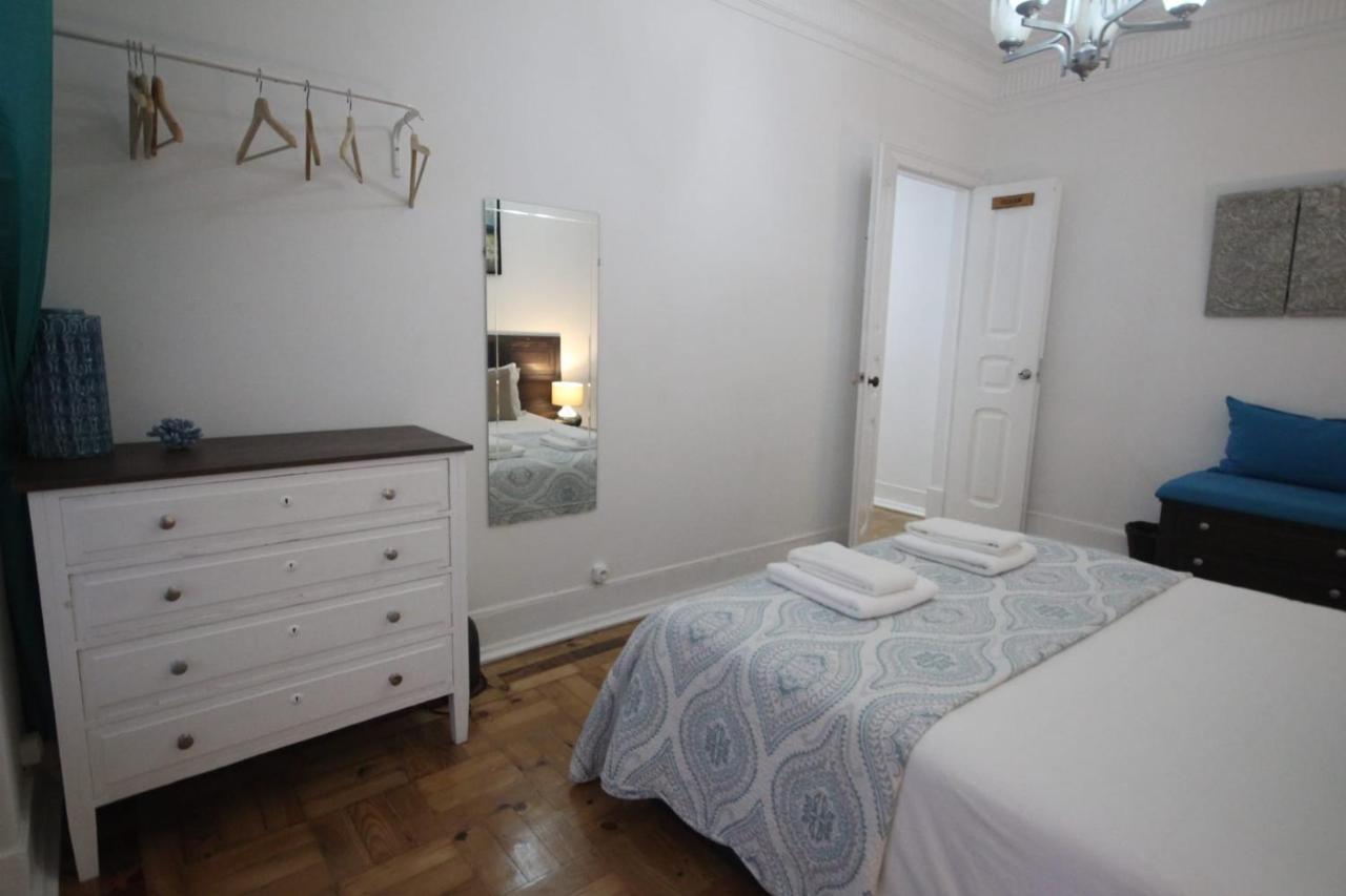 Ocean M1 R4 - Large Double Room With Shared Bathroom In City Center Lisboa المظهر الخارجي الصورة