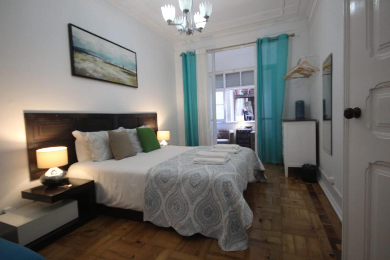 Ocean M1 R4 - Large Double Room With Shared Bathroom In City Center Lisboa المظهر الخارجي الصورة